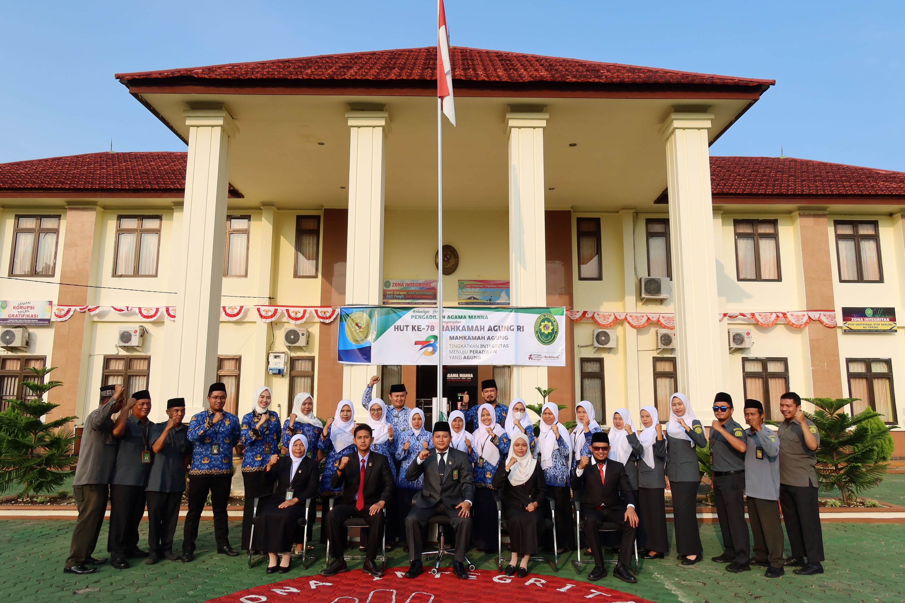 Upacara HUT RI 4